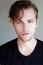 Alexander Calvert Film ve Dizileri